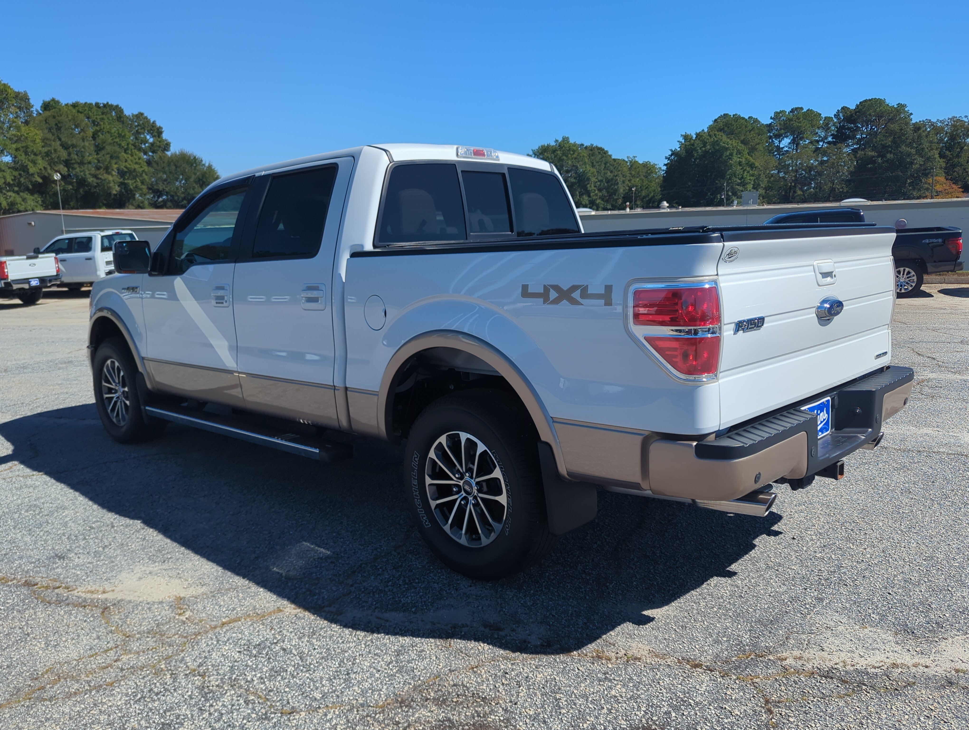Used 2013 Ford F150 Lariat w/ Mid Equipment Group AWD/4WD image 5