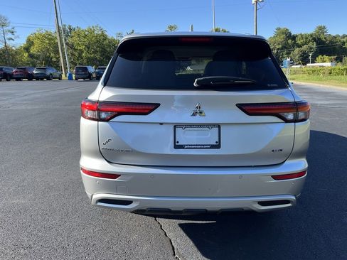 Used 2022 Mitsubishi Outlander SEL image 25