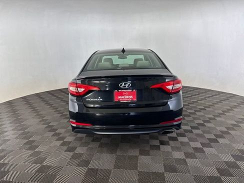Used 2017 Hyundai Sonata SE FWD image 6