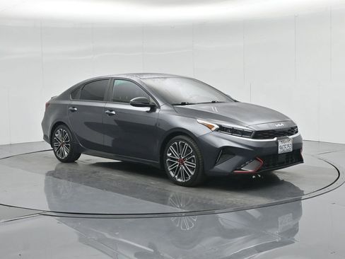 Used 2023 Kia Forte GT w/ GT2 Package image 32