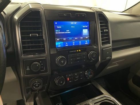 Used 2019 Ford F150 XLT w/ Equipment Group 302A Luxury image 15