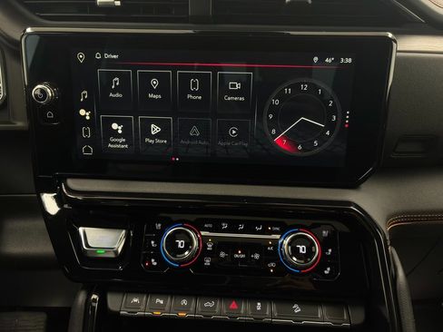 Used 2023 GMC Sierra 1500 AT4 w/ Technology Package image 31