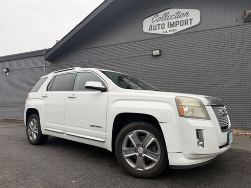 Used 2015 GMC Terrain Denali image 1