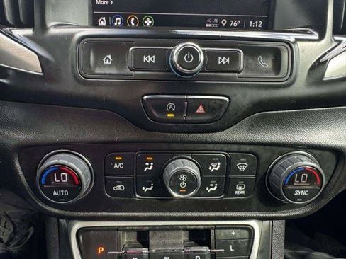 Used 2022 GMC Terrain SLE w/ Driver Convenience Package FWD image 33