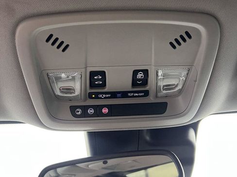 Used 2024 Chevrolet Malibu LT FWD image 10