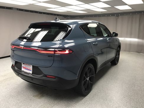 Used 2024 Dodge Hornet GT image 4