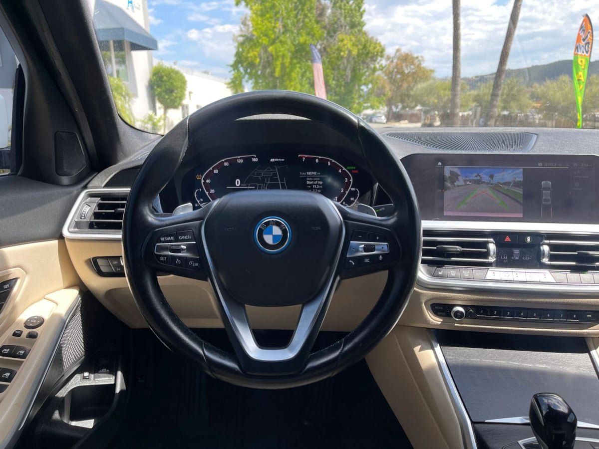 Used 2022 BMW 330e w/ Driving Assistance Package RWD image 12