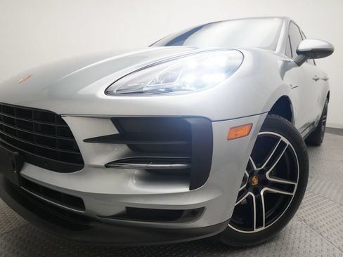 Used 2020 Porsche Macan AWD/4WD image 31