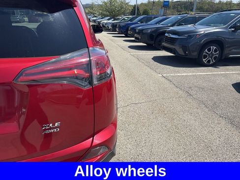 Used 2016 Toyota RAV4 XLE AWD/4WD image 15