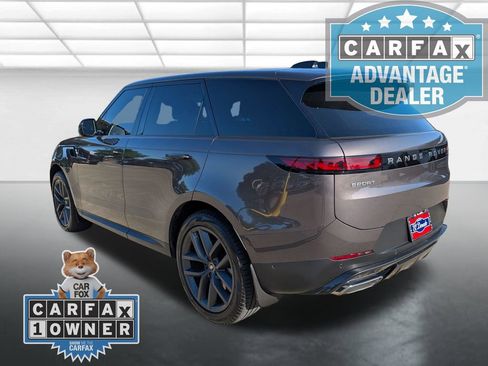 Used 2025 Land Rover Range Rover Sport SE AWD/4WD image 2