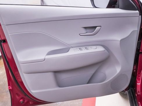 Certified 2024 Hyundai Kona SEL image 27