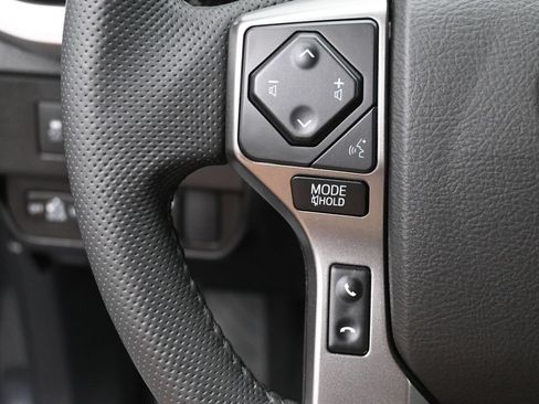 Certified 2022 Toyota Tacoma Limited AWD/4WD image 17