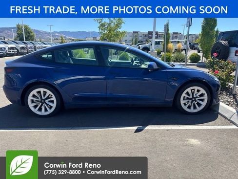 Used 2022 Tesla Model 3 Long Range AWD/4WD image 9