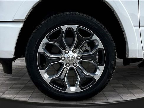 Used 2024 RAM 1500 Limited image 33