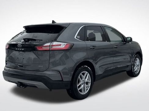 Used 2022 Ford Edge SEL w/ Convenience Package image 4