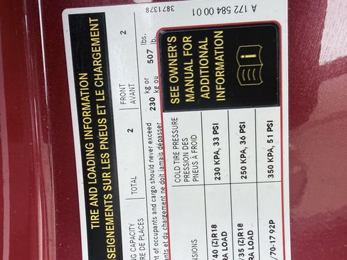 Used 2020 Mercedes-Benz SLC 300 SLC 300 w/ Premium Package image 32