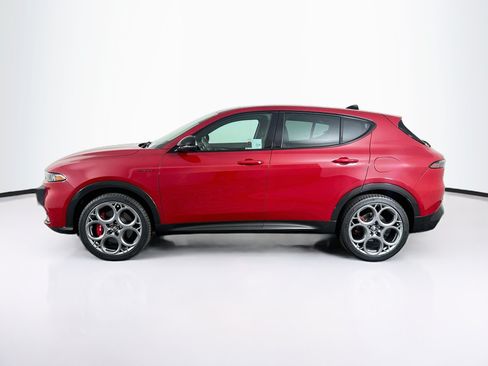 Used 2024 Alfa Romeo Tonale Veloce AWD/4WD image 4
