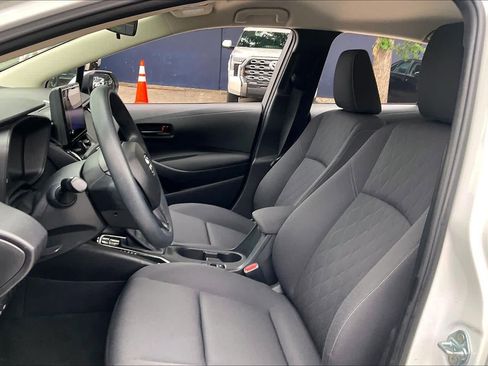Used 2024 Toyota Corolla LE FWD image 8