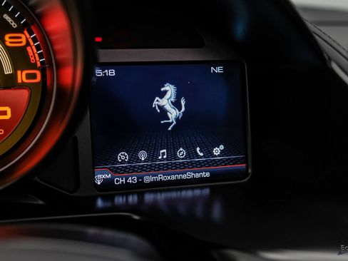 Used 2023 Ferrari 812 GTS RWD image 99