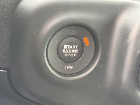 Used 2021 Jeep Wrangler Unlimited Rubicon AWD/4WD image 14