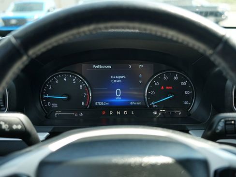 Used 2022 Ford Explorer XLT w/ Equipment Group 202A AWD/4WD image 12