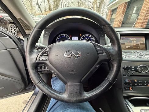 Used 2012 INFINITI G37 x Sedan w/ Premium Pkg image 11