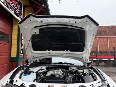 Used 2020 MAZDA MX-5 Miata Sport image 29