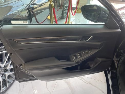 Used 2021 Honda Accord Sport image 8