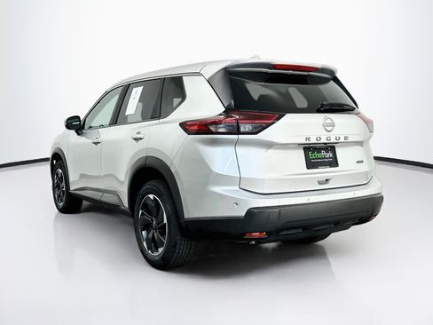 Used 2025 Nissan Rogue SV AWD/4WD image 5