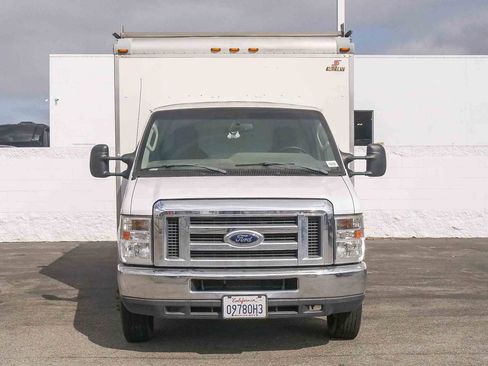 Used 2017 Ford E-350 and Econoline 350 Super Duty w/ Power Windows & Locks Group RWD image 2