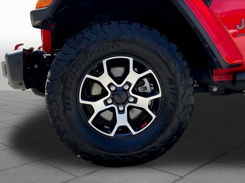 Used 2021 Jeep Wrangler Unlimited Rubicon AWD/4WD image 11