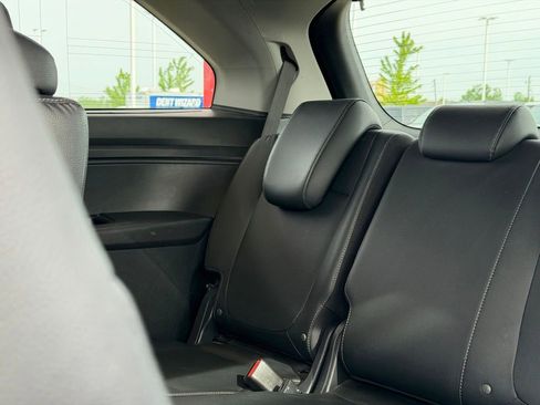 Used 2021 Honda Odyssey Touring image 37