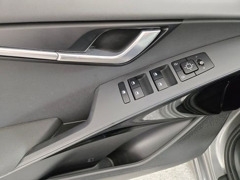 Used 2023 Kia Niro EX FWD image 23