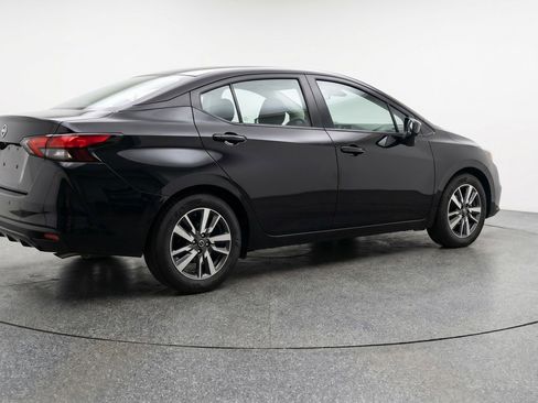 Used 2025 Nissan Versa SV FWD image 9