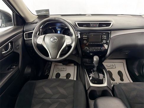 Used 2016 Nissan Rogue S image 19