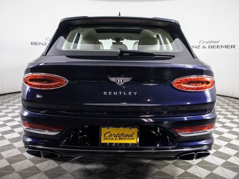 Used 2021 Bentley Bentayga image 8