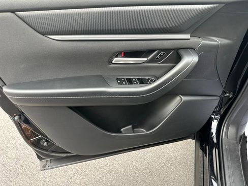 Used 2025 MAZDA CX-90 3.3 Turbo w/ Select Package image 19