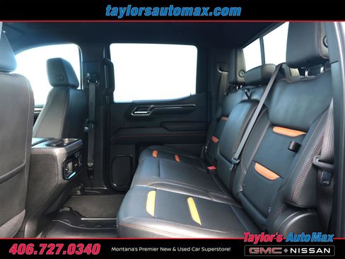 Used 2024 GMC Sierra 1500 AT4 w/ Technology Package image 6