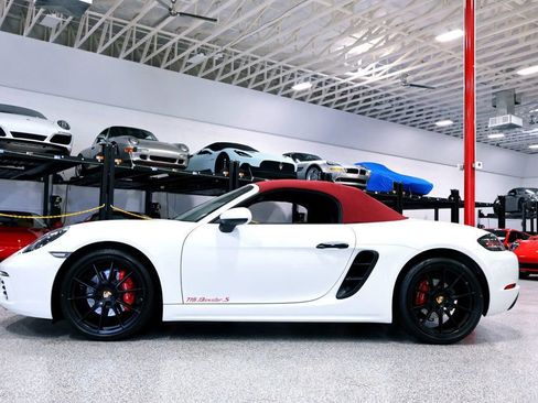 Used 2024 Porsche 718 Boxster S image 4