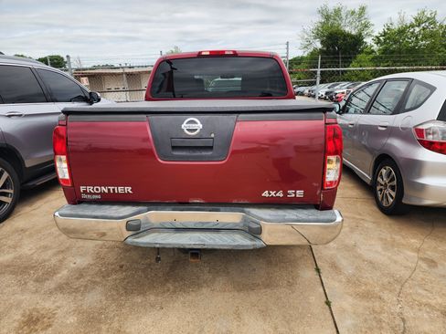 Used 2006 Nissan Frontier SE w/ (P01) Power Pkg AWD/4WD image 5