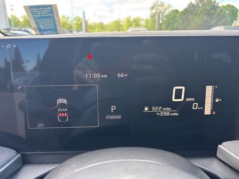 Certified 2025 Nissan Kicks SV w/ SV Premium Package AWD/4WD image 21