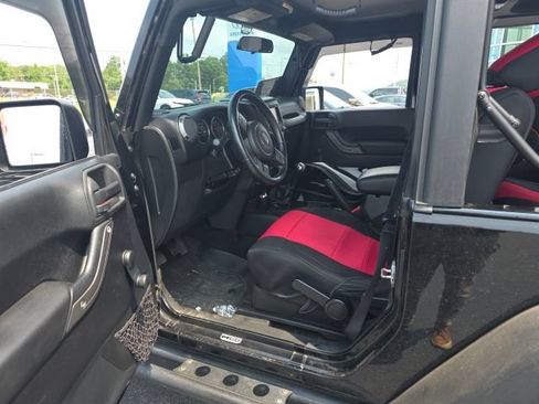Used 2015 Jeep Wrangler Sport w/ Quick Order Package 23S AWD/4WD image 7