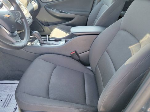Used 2020 Chevrolet Malibu LS FWD image 9