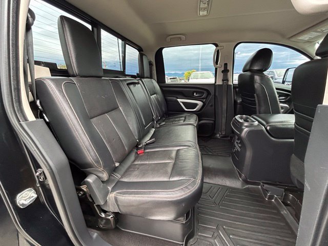 Used 2018 Nissan Titan SL w/ Chrome Package AWD/4WD image 44