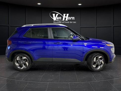 New 2026 Hyundai Venue SEL image 2