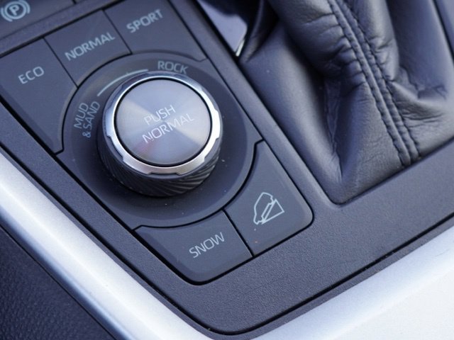Certified 2024 Toyota RAV4 Adventure AWD/4WD image 36