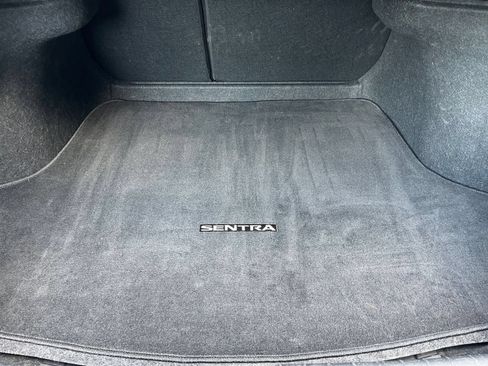 Used 2025 Nissan Sentra SV FWD image 24