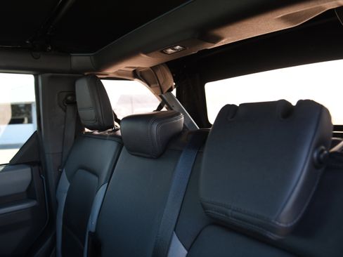 Used 2023 Ford Bronco Black Diamond w/ Sasquatch Package AWD/4WD image 18