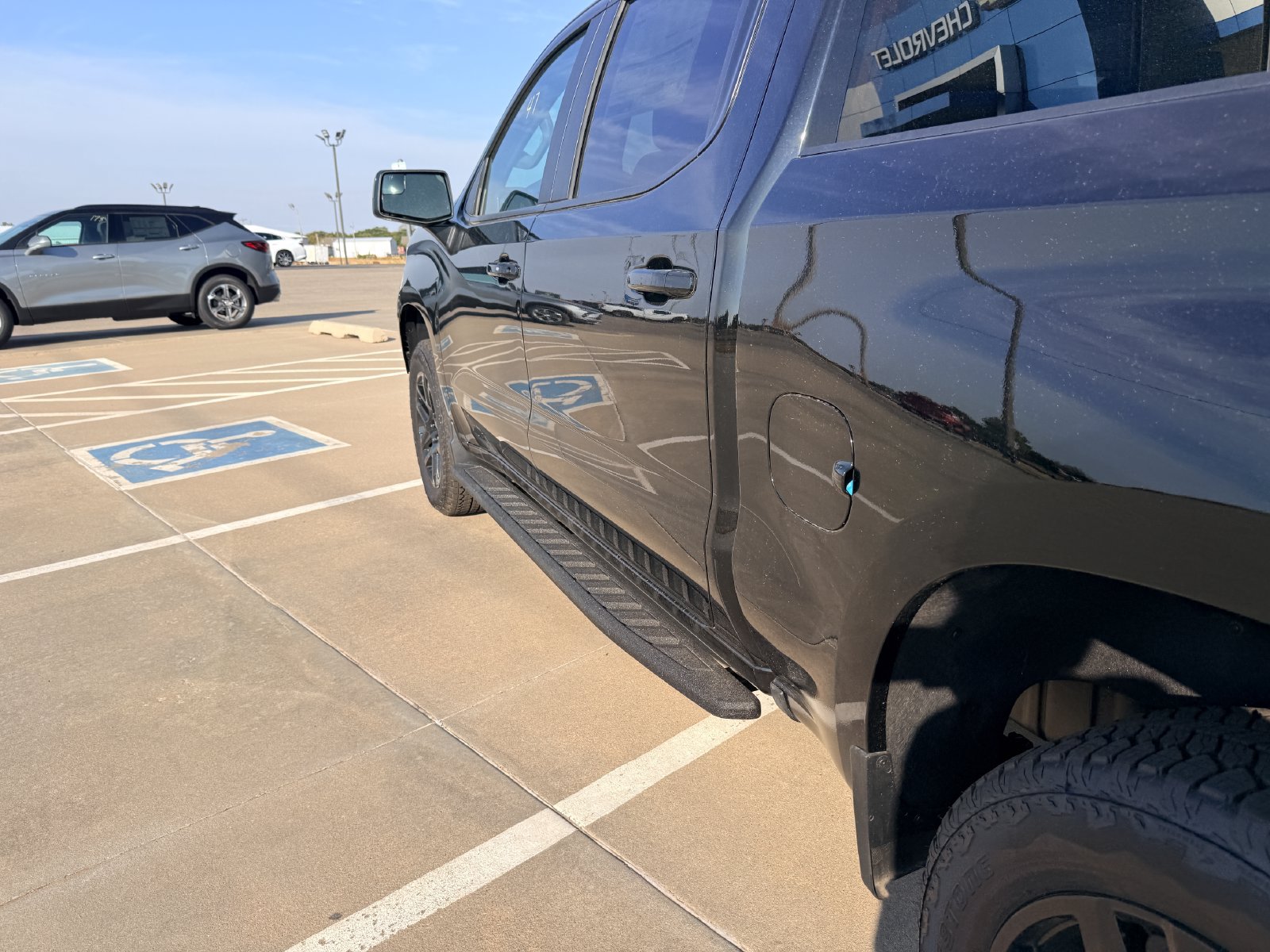 New 2026 Chevrolet Silverado 1500 RST w/ Dark Appearance Package AWD/4WD image 11