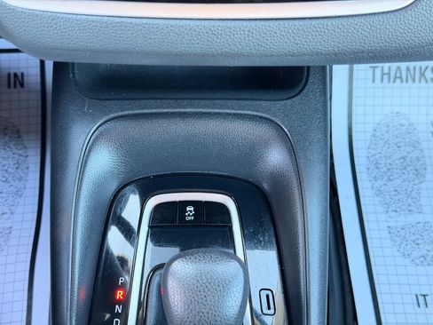 Used 2021 Toyota Corolla LE image 50